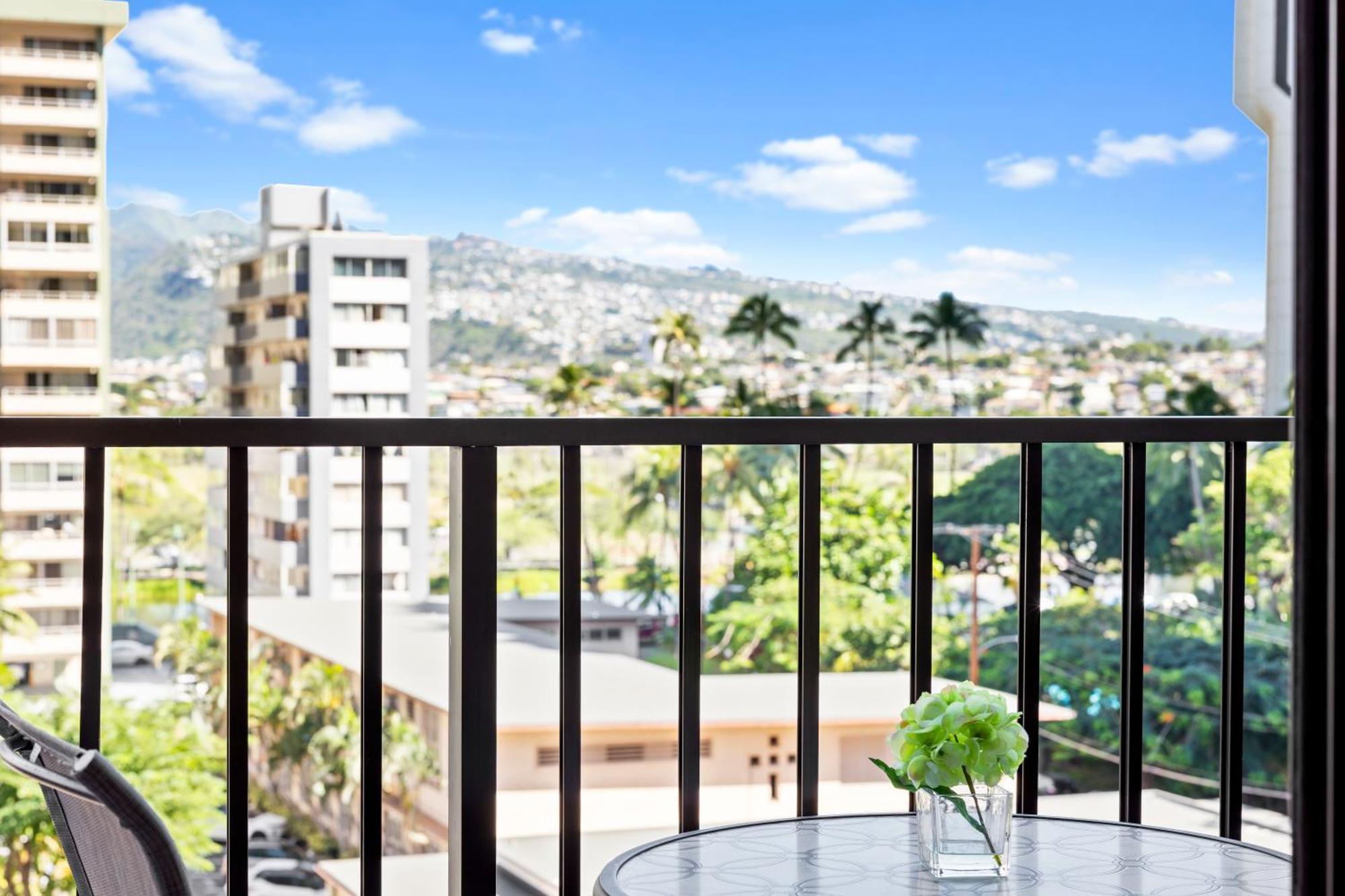 Cozy Waikiki Getaway, Stroll To Beach With Free Parking Honolulu Exterior foto