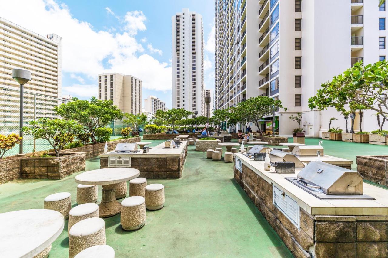 Cozy Waikiki Getaway, Stroll To Beach With Free Parking Honolulu Exterior foto